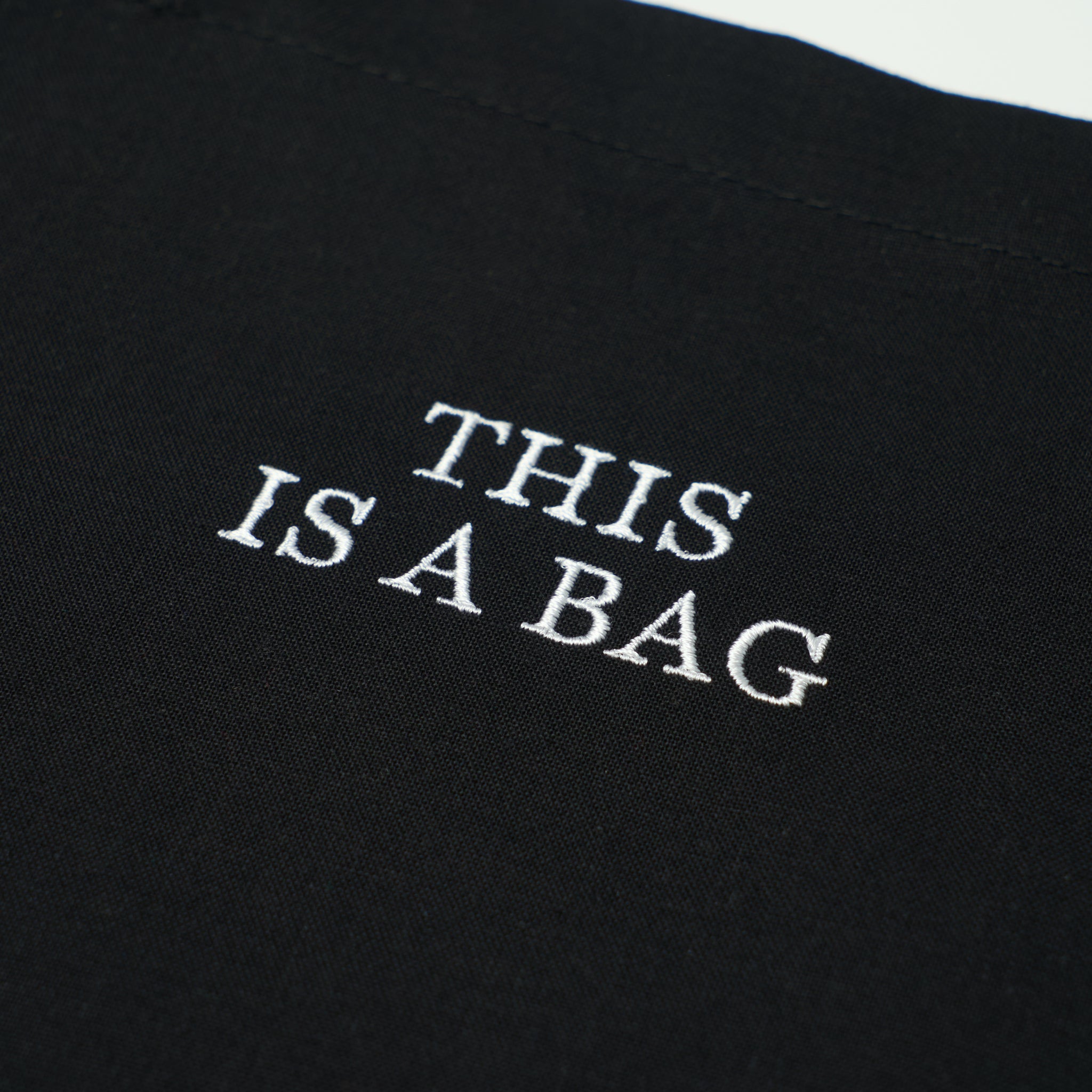 "THIS IS A BAG" BAG BLACK(ディスイズアバッグバッグブラック)|byeA.(バイエー)OFFICIAL ONLINE STORE