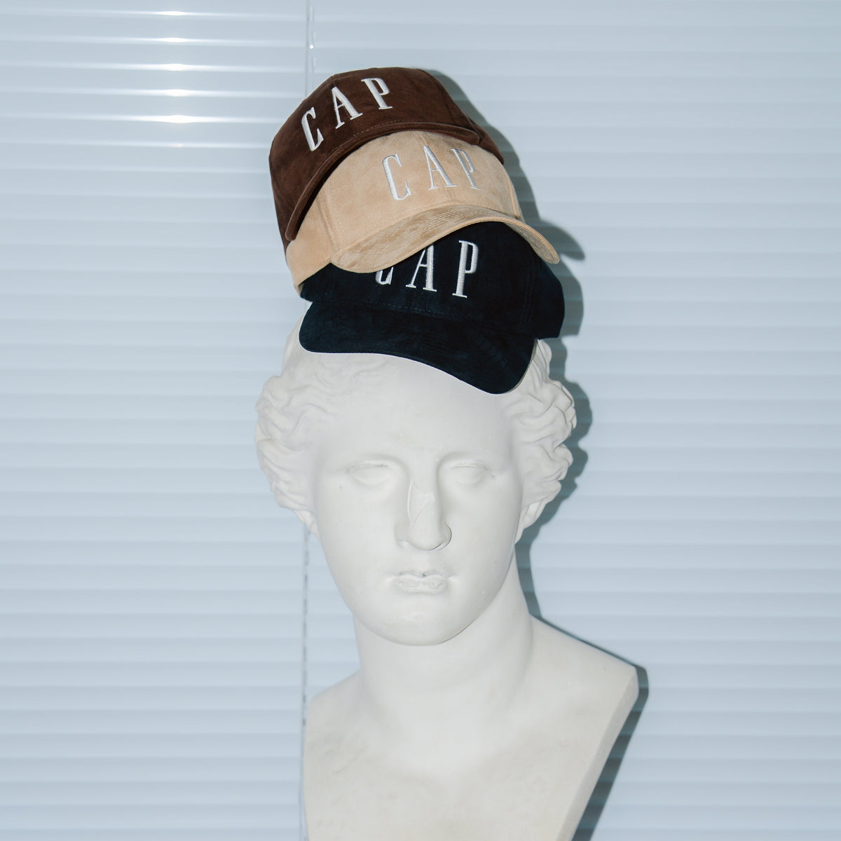 CAP CAP FAKE SUEDE BLACK（キャップキャップフェークスウェードブラック）｜byeA.（バイエー）OFFICIAL ONLINE STORE