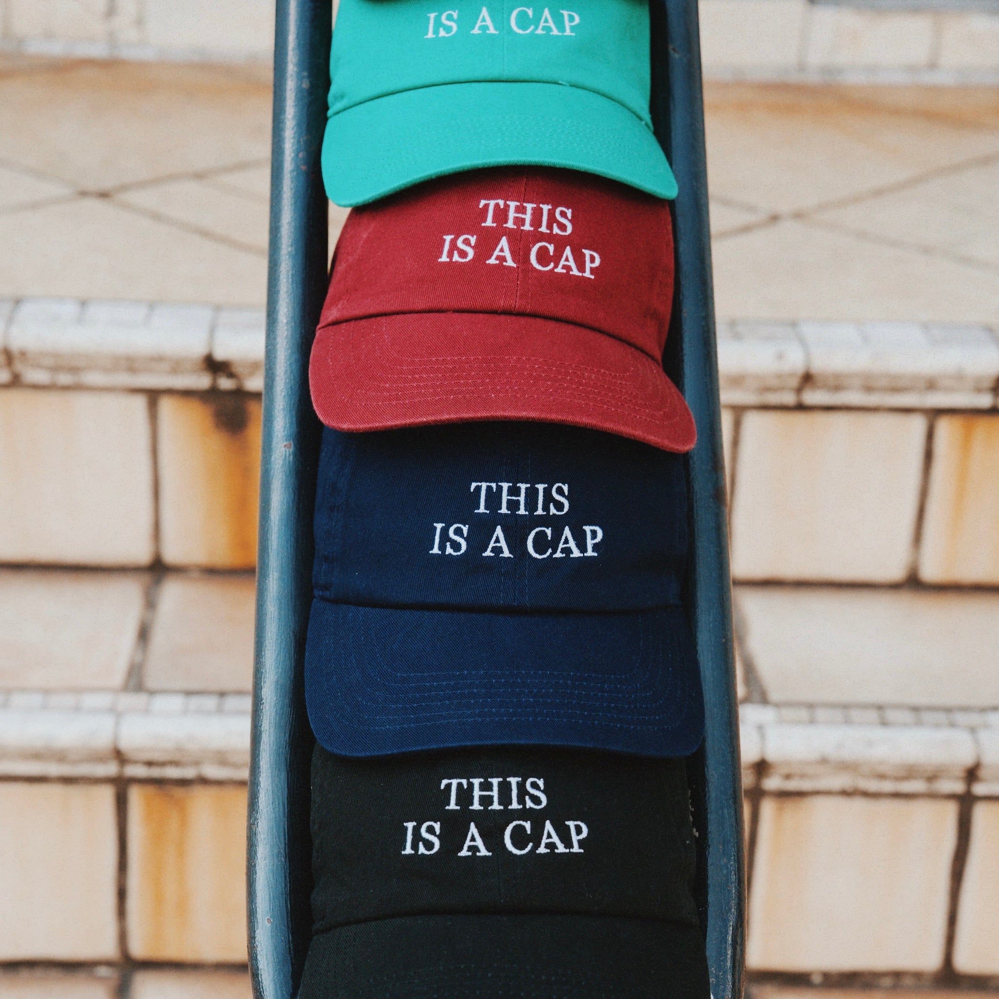 "THIS IS A CAP" CAP GREEN（ディスイズアキャップキャップグリーン）｜byeA.（バイエー）OFFICIAL ONLINE STORE